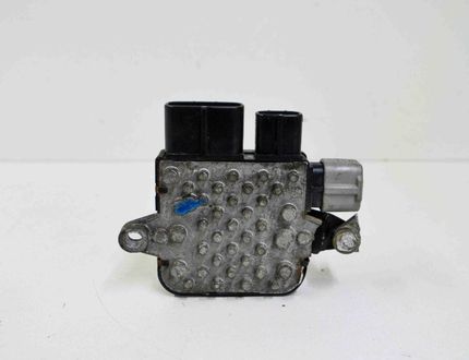 TESLA Model S 1 generation (2012-2024) Coolant fan relay 1G04119700 17555066