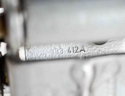 AUDI A3 8P (2003-2013) Петля задней правой двери 8P4833412A 3717687