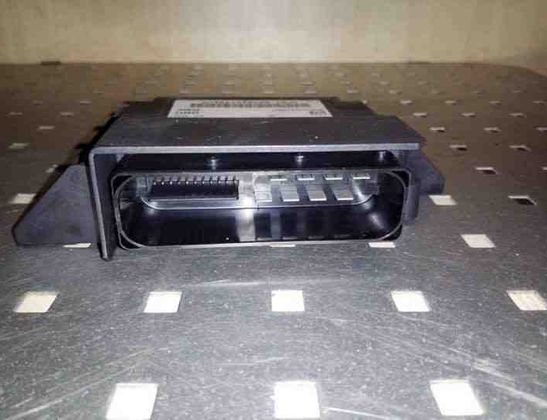 VOLKSWAGEN Passat B7 (2010-2015) Блок управления ручным тормозом 3AA907801E 26064433