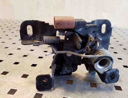 AUDI A3 8L (1996-2003) Замок капота 8L0823509K 26114466