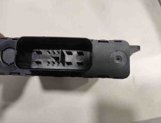 AUDI A8 D2/4D (1994-2002) Распределительная коробка 8K0959663A 31423061