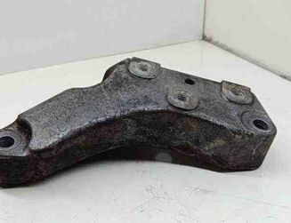 AUDI TT 8S (2014-2024) Кронштейн двигателя левой стороны 1K0199117 31901884