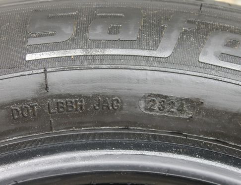 VOLKSWAGEN Sharan 2 generation (2010-2024) Шины Saferich,215/60R16 33004798