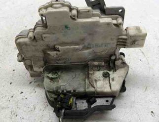 AUDI A4 B7/8E (2004-2008) Замок двери передний правый 8E1837016AA 30589195