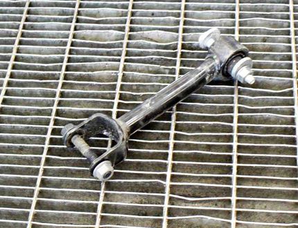 TESLA Model 3 1 generation (2017-2024) Рычаг задний правый 1044431-00-G 11313291