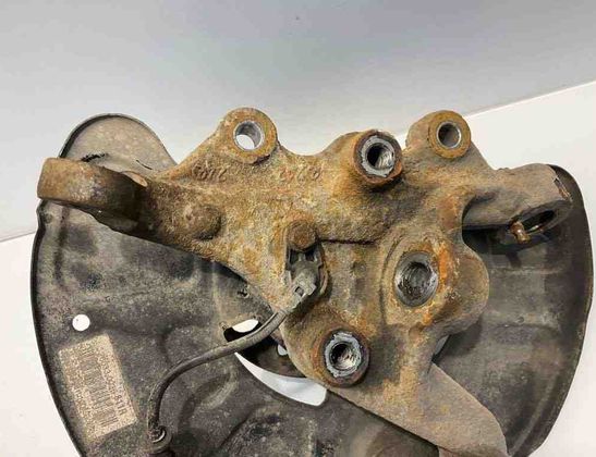 MERCEDES-BENZ E-Class W212/S212/C207/A207 (2009-2016) Front Right Wheel Hub 30770410