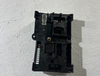 BMW 3 Series G20/G21/G28 (2018-2024) Блок предохранителей 61148734161,8734161,8795479,55892110,61358795479 33007968