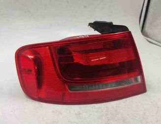 AUDI A4 B5/8D (1994-2001) Rear Left Taillight 009686079702,8k5945095 31481310