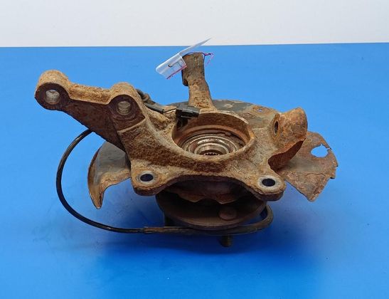 TOYOTA Yaris Verso 1 generation (1999-2006) Front Right Wheel Hub 32965001