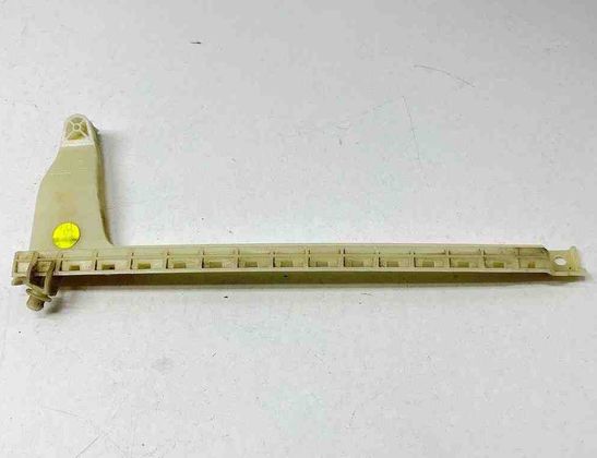 AUDI Q5 8R (2008-2017) Rear door glass rail 80A839067 32694692