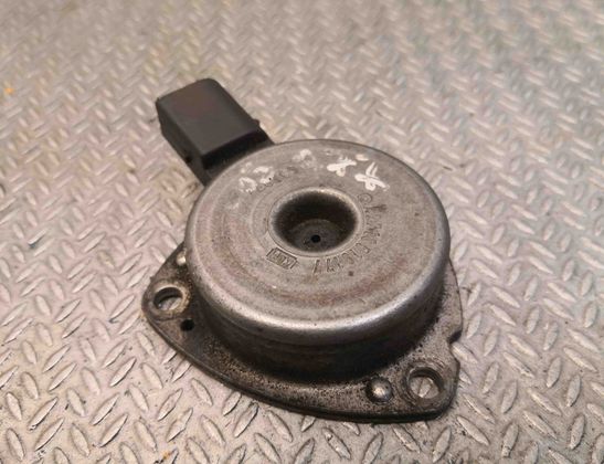 MERCEDES-BENZ C-Class W203/S203/CL203 (2000-2008) Camshaft Cylinder Head Magnet 2710510177 14807012