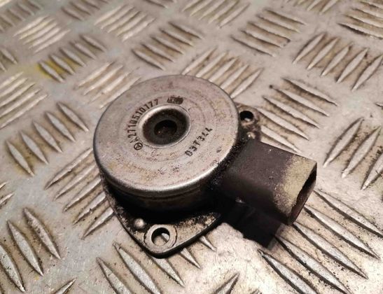 MERCEDES-BENZ C-Class W203/S203/CL203 (2000-2008) Camshaft Cylinder Head Magnet 2710510177 17864367