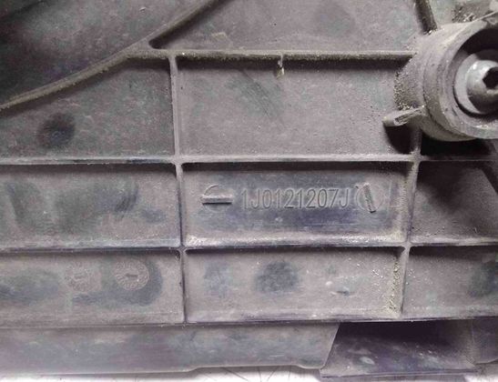 VOLKSWAGEN Bora 1 generation (1998-2005) Engine Cooling Fan Radiator 1J0121207J 27580350