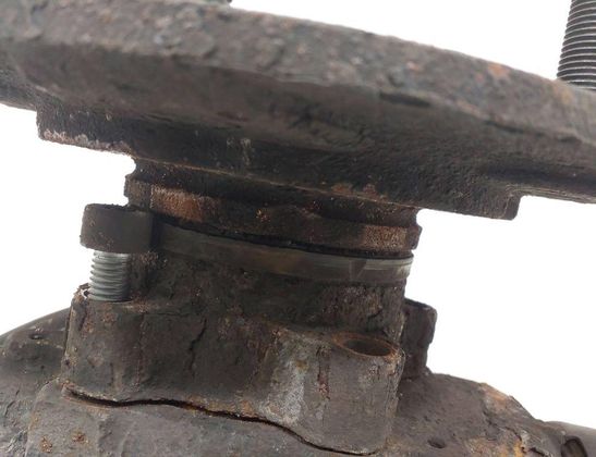 FORD Transit 4 generation (2013-2024) Front Left Wheel Hub 32958202