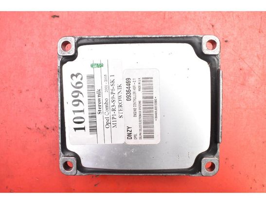OPEL Combo C (2001-2011) Engine Control Unit ECU 09364469 32795837