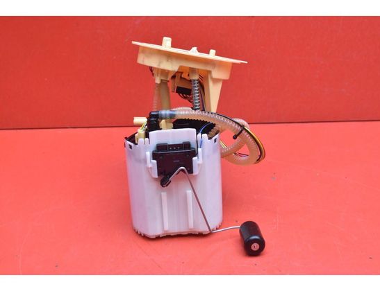 VOLVO S90 2 generation (2016-2023) Топливный насос 31405482 32965201