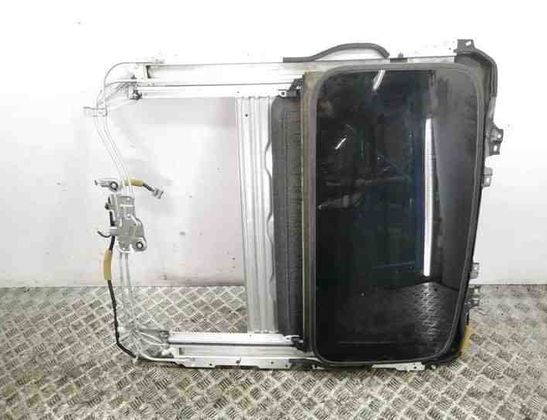 TESLA Model 3 1 generation (2017-2024) Sunroof 26493435