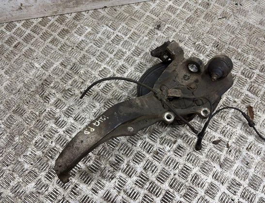 NISSAN 350Z Z33 (2001-2009) Front Right Wheel Hub 32961843