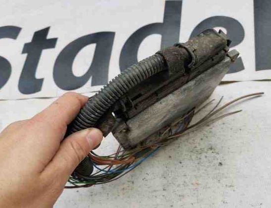 OPEL Zafira A (1999-2003) Engine Control Unit ECU 690,281,010,000,332 21492040