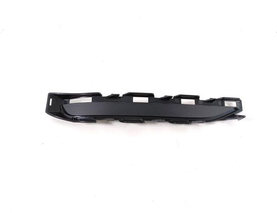 AUDI Q7 4M (2015-2024) Front Right Bumper Bracket 4M0807750B 32829491