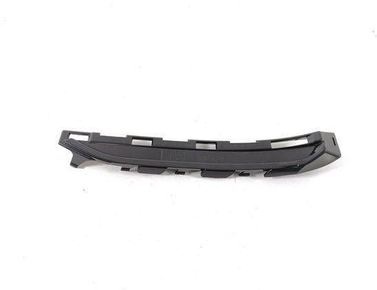 AUDI Q7 4M (2015-2024) Front Right Bumper Bracket 4M0807750B 32829491