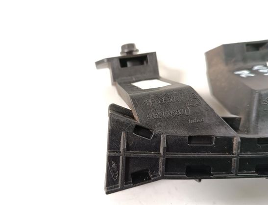 OPEL Astra L (2021-2023) Rear door glass rail 9832154580 32972990