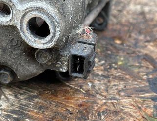 VOLKSWAGEN Golf 3 generation (1991-1998) Air Condition Pump 7M0820803D 32963329