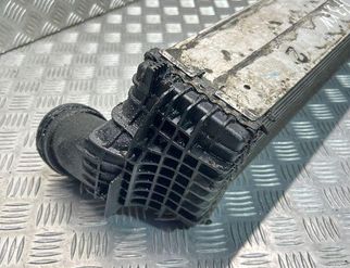 BMW X5 E70 (2006-2013) Intercooler Radiator 7533475 32979792