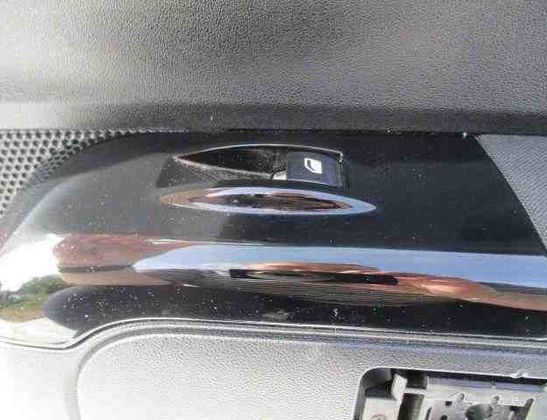 CITROËN C3 2 generation (2009-2016) Обшивка передних правых дверей 32470682