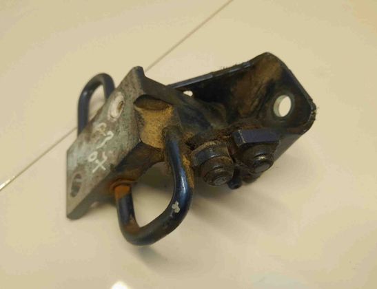 AUDI A3 8P (2003-2013) Шарнир передней правой двери 8p4833412a 29699174