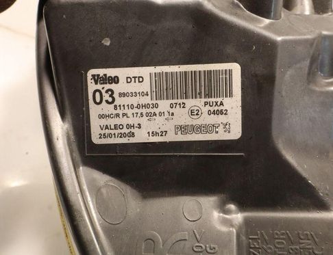 PEUGEOT 107 Peugeot 107 (2005-2014) Front Right Headlight 89033104 32904132