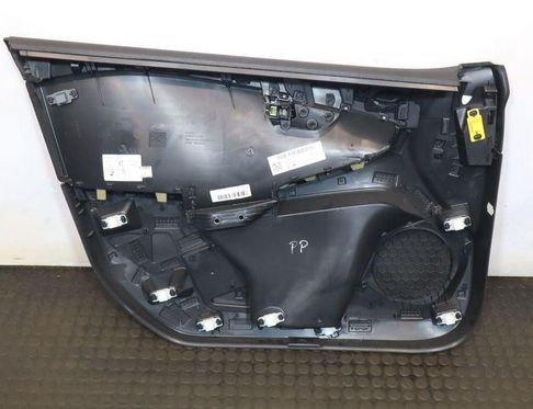 VOLVO V40 Cross Country 1 generation (2012-2020) Front Right Door Panel 32907225