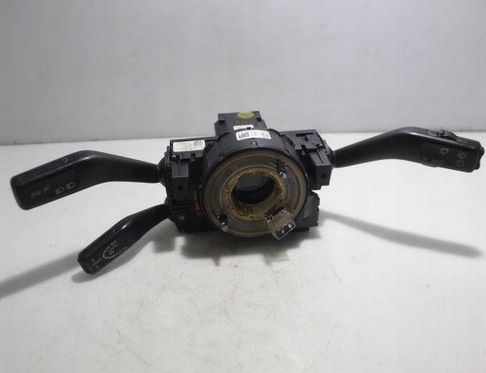 VOLKSWAGEN Passat B6 (2005-2010) Переключатель света 32927245