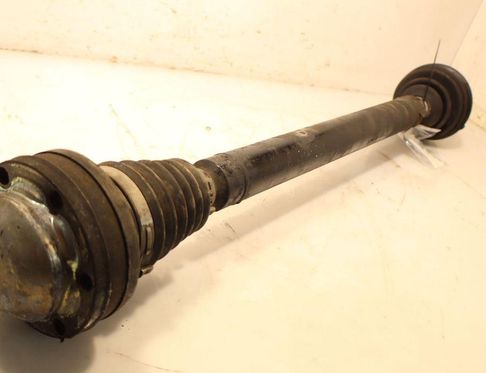 SKODA Superb 1 generation (2001-2008) Front Left Driveshaft 32946376